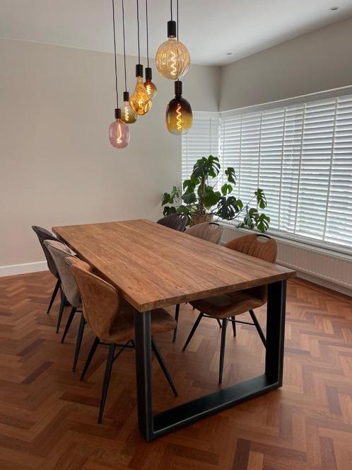 Houten eettafel met zes stoelen, Huis en Inrichting, Complete eetkamers, Gebruikt, 6 tot 8 stoelen, Ophalen