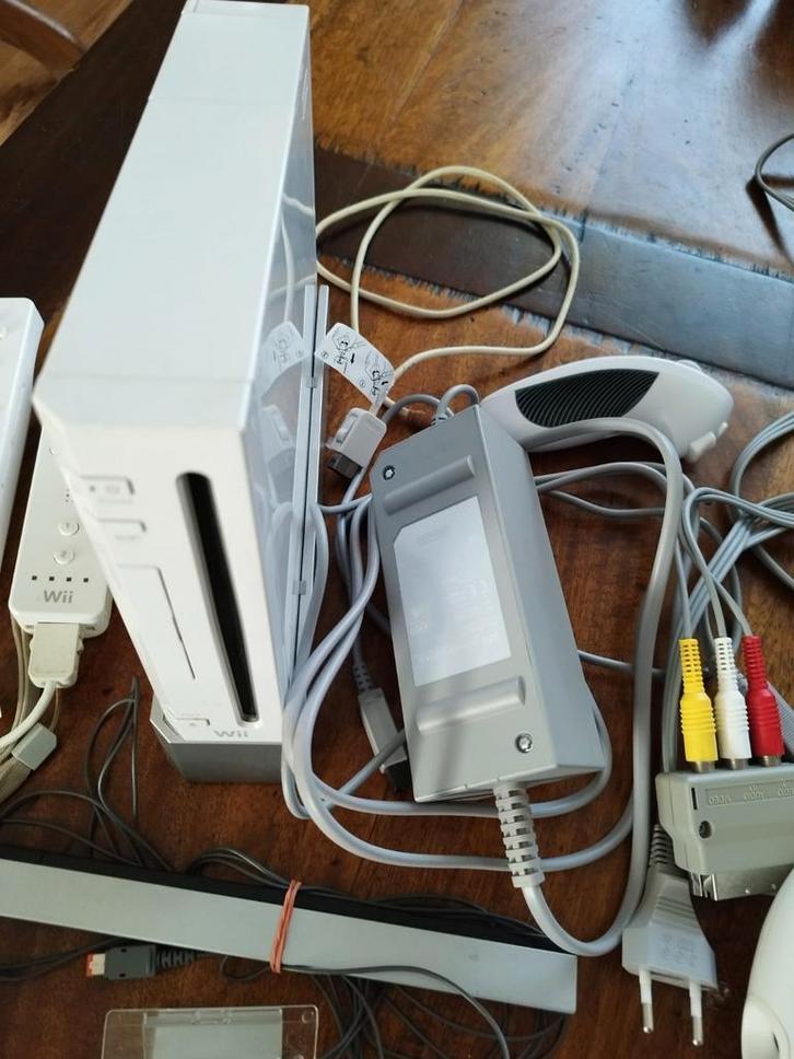 Bieden: Nintendo Wii SUPERDEAL (COMPLEET WERKEND), Spelcomputers en Games, Spelcomputers | Nintendo Wii, Zo goed als nieuw, Ophalen of Verzenden