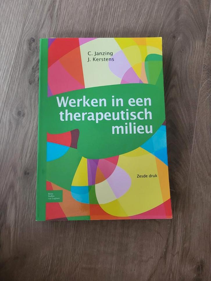 C. Janzing - Werken in een therapeutisch milieu, Boeken, Wetenschap, Zo goed als nieuw, Ophalen of Verzenden