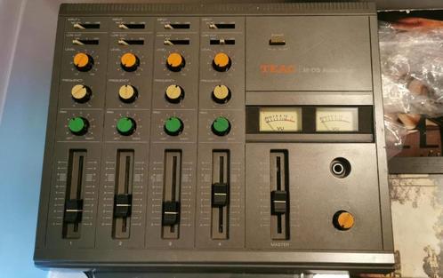 Teac M-09 Audio Mixer, Muziek en Instrumenten, Mengpanelen, Gebruikt, Minder dan 5 kanalen, Verzenden