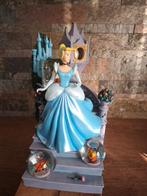 Disney snowglobe Assepoester, Verzamelen, Ophalen of Verzenden, Assepoester of Belle, Zo goed als nieuw, Beeldje of Figuurtje