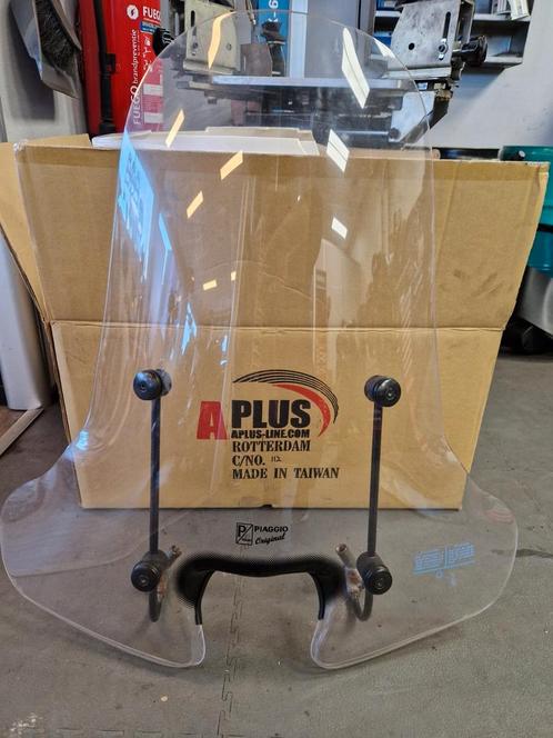 Piaggio Zip windscherm hoog origineel., Motoren, Tuning en Styling, Ophalen of Verzenden