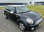 Mini 1.6 Cooper / APK / NAP / Airco / Goed onderhouden! /, Voorwielaandrijving, Stof, Gebruikt, 4 cilinders