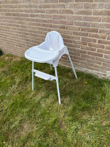 Eettafelstoel tafelstoel kinderstoel beschikbaar voor biedingen