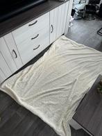 Zachte Fleece Deken Teddy deken Maat 136Bx180L nieuw, Huis en Inrichting, Woonaccessoires | Plaids en Woondekens, Ophalen of Verzenden