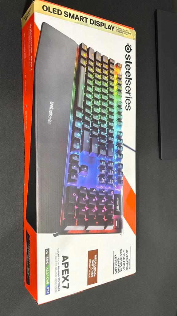 Steelseries Apex 7 (Brown Switches), Computers en Software, Toetsenborden, Gebruikt, Qwerty, Bedraad, Gaming toetsenbord, Ophalen of Verzenden