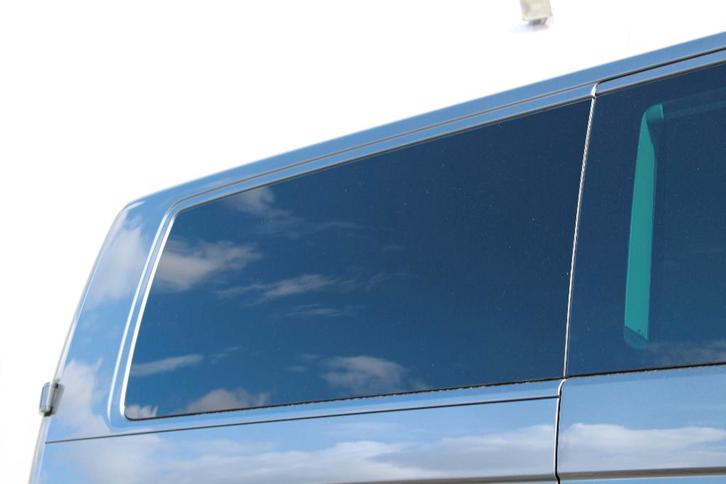 Glaslook, blindering, alu 9005 paneel VW T5, 6, 6.1 KWB, Auto-onderdelen, Ruiten en Toebehoren, Volkswagen, Nieuw, Verzenden