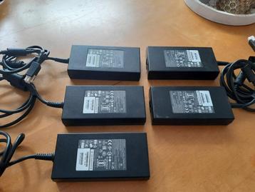 Te koop: AC adapter FA110LS1-00 12 volt 9A (983) beschikbaar voor biedingen