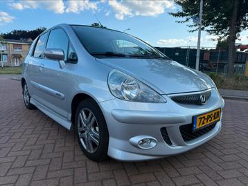 Honda Jazz 1.4 I ES Sport AUTOMAAT 2004 Airco Navi 125DKM!  beschikbaar voor biedingen