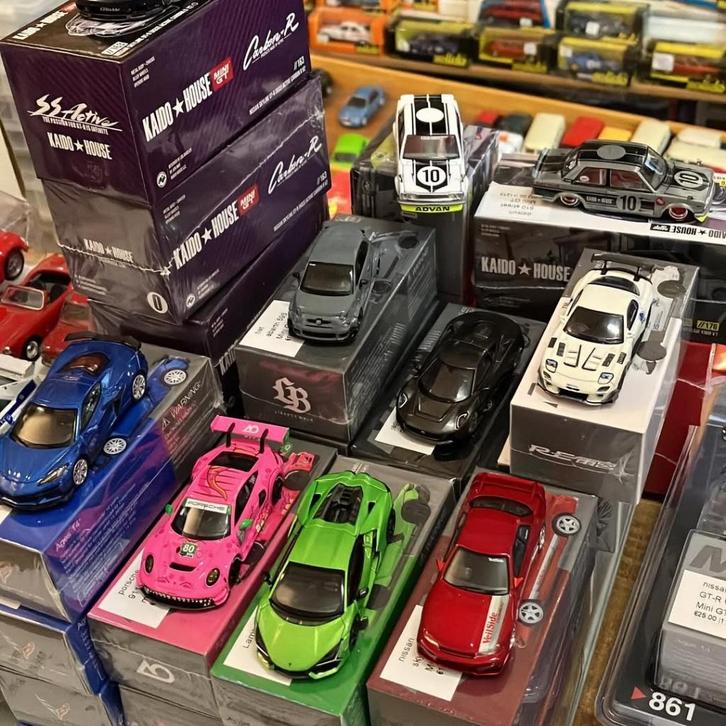1/64 Mini GT en Kaido House, Hobby en Vrije tijd, Modelauto's | Overige schalen, Nieuw, Auto, Ophalen