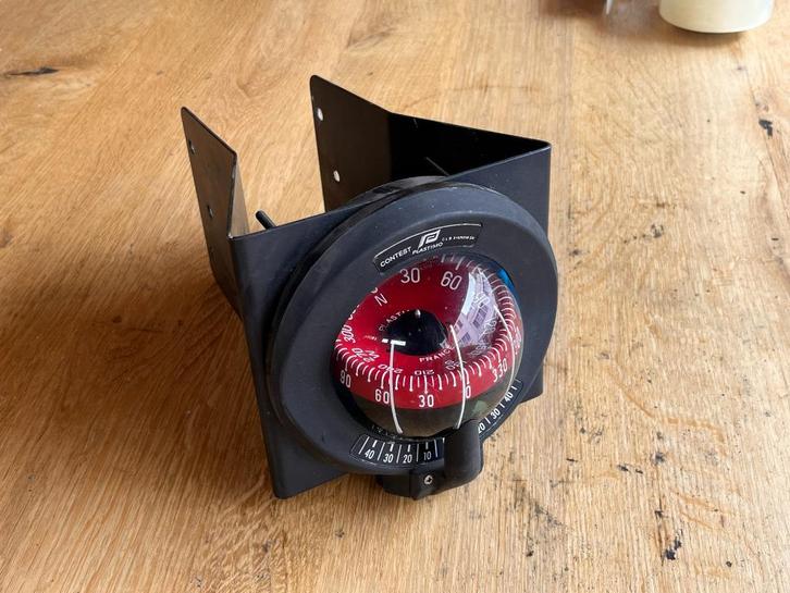 Contest Plastimo Kompas met beugel, Watersport en Boten, Navigatiemiddelen en Scheepselektronica, Gebruikt, Gps of Kompas, Ophalen of Verzenden