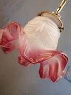 Prachtige antieke geschulpte kapjes van gesatineerd glas,, Ophalen of Verzenden