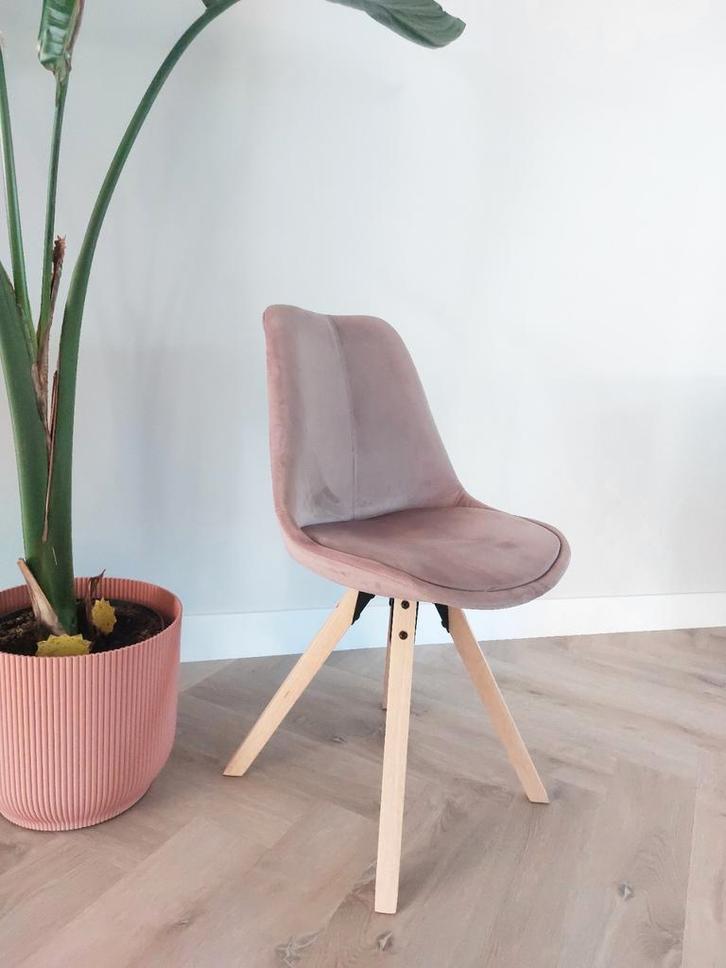 Oudroze velvet stoel type Verdal - NIEUW, Huis en Inrichting, Stoelen, Nieuw, Eén, Ophalen