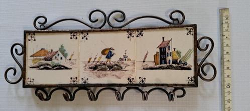 Oud sleutelrekje makkumer tegels koper haakjes rek, Antiek en Kunst, Antiek | Woonaccessoires, Verzenden