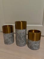 Eichholtz Candle Holder Sierra grey marble set of 3, Huis en Inrichting, Woonaccessoires | Kandelaars en Kaarsen, Overige materialen