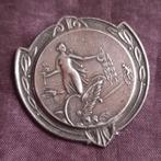 Antieke Zilveren Medaille Wielrennen ASC Olympia 210 km 1921, Postzegels en Munten, Penningen en Medailles, Verzenden, Zilver