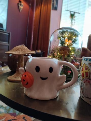 Halloween spook mok/servies. beschikbaar voor biedingen