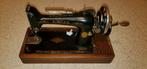 Antieke Singer Naaimachine met Houten Koffer, Antiek en Kunst, Antiek | Naaimachines, Ophalen of Verzenden