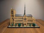 Lego 21061 Notre Dame, Ophalen of Verzenden, Zo goed als nieuw, Complete set, Lego
