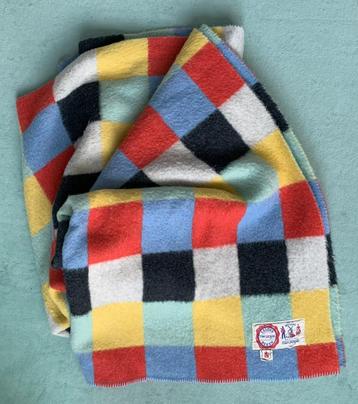 Retro WOLLEN DEKEN woonplaid woondeken plaid 210 x 145 cm beschikbaar voor biedingen