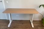 Ikea Bekant bureau 140x60, Ophalen, Zo goed als nieuw