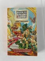Terry Pratchett - Alleen jij kunt ons redden, Ophalen of Verzenden, Gelezen, Terry Pratchett