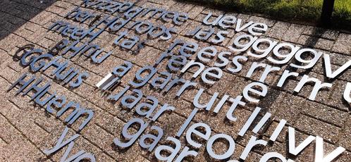 Aluminium letters 148 stuks RVS, Hobby en Vrije tijd, Overige Hobby en Vrije tijd, Zo goed als nieuw, Ophalen