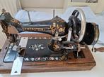 Oude naaimachine, Antiek en Kunst, Antiek | Naaimachines, Ophalen
