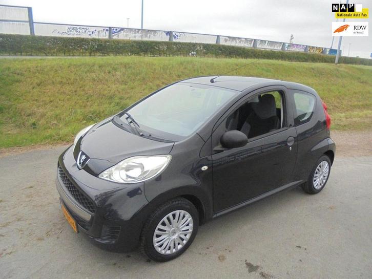 Peugeot 107 peugeot 107 1.0 benzine 3 deurs airco 122.000km, Auto's, Peugeot, Te koop, ABS, Airbags, Airconditioning, Metallic lak