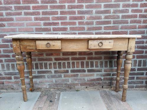 Oude Sidetable met Karakter, Huis en Inrichting, Tafels | Sidetables, Gebruikt, 25 tot 50 cm, 100 tot 150 cm, Rechthoekig, Overige houtsoorten
