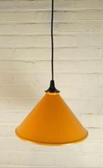 Gele Vintage Hanglamp Kegel, Minder dan 50 cm, Gebruikt, Ophalen of Verzenden, Metaal