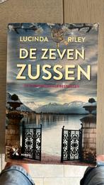 Lucinda Riley - De zeven zussen, Lucinda Riley, Ophalen of Verzenden, Zo goed als nieuw, Nederland