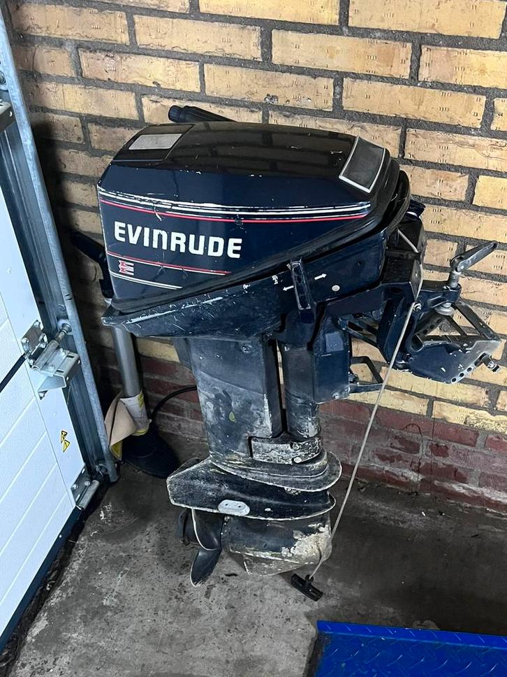 Evinrude 9,9 kortstaart 2t, Watersport en Boten, Accessoires en Onderhoud, Zo goed als nieuw, Ophalen of Verzenden