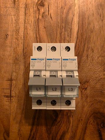 3 stuks Hager C20 Installatieautomaat 1-polig beschikbaar voor biedingen