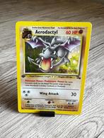 Pokémon Aerodactyl #1 Fossil First edition Prerelease, Hobby en Vrije tijd, Verzamelkaartspellen | Pokémon, Ophalen of Verzenden