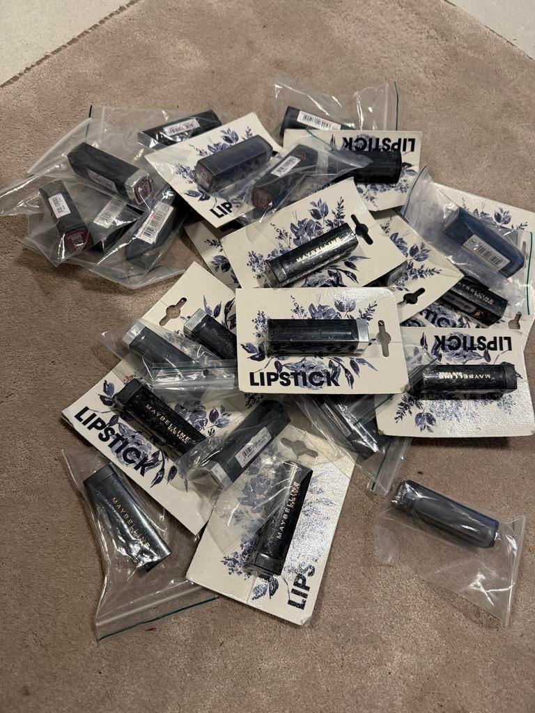 Maybelline Lipstick - Chilling Grey - Nieuw, Lippen, Nieuw, Ophalen of Verzenden, Make-up