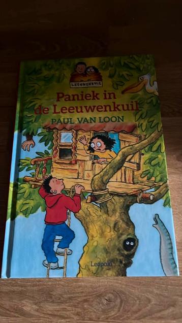 paniek in de leeuwenkuil beschikbaar voor biedingen