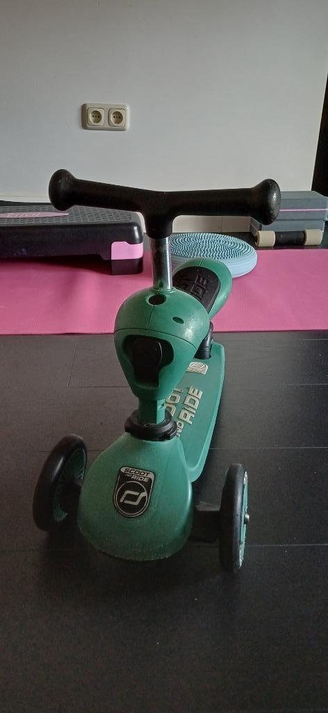 scoot & ride step en loopfiets, groen, Fietsen en Brommers, Steps, Zo goed als nieuw, Gewone step, Ophalen of Verzenden