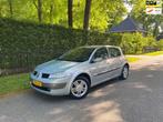 Renault Mégane 2.0-16V Automaat, Clima, Trekhaak, Nieuwe AP, 1998 cc, 135 pk, Gebruikt, 4 cilinders