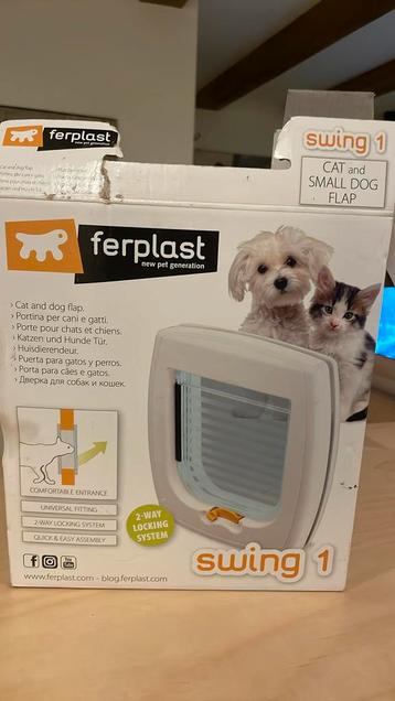 Small cat and dog flap beschikbaar voor biedingen