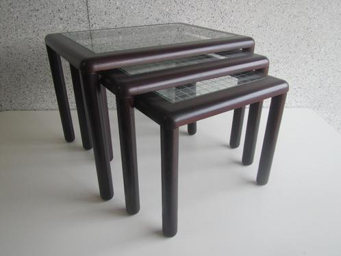 Mimiset, bijzettafels, nestling tables (Italie)., Huis en Inrichting, Tafels | Bijzettafels, Gebruikt, Vierkant, Minder dan 45 cm