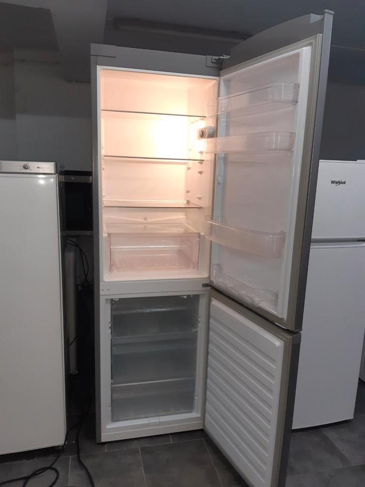 Whirlpool koelvriescombinatie (A++), Witgoed en Apparatuur, Koelkasten en IJskasten, Gebruikt, Met aparte vriezer, 200 liter of meer