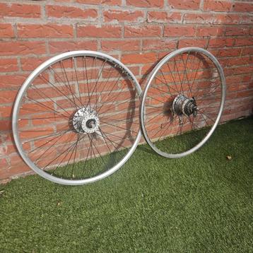 Fiets Velgen 28 inch Nexus 8 & Naafdynamo beschikbaar voor biedingen