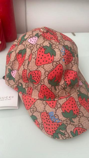 Gucci petje beschikbaar voor biedingen