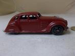 1935 Dinky Toys 30A CHRYSLER AIR FLOW SALOON (Repainted), Hobby en Vrije tijd, Modelauto's | 1:43, Ophalen of Verzenden, Gebruikt