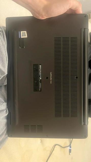 Dell laptop incl: lader beschikbaar voor biedingen