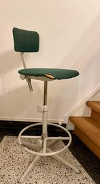 Industrieel kruk Ahrend van Friso Kramer, de Cirkel, Ophalen, Draaibaar, Gebruikt, 60 tot 90 cm