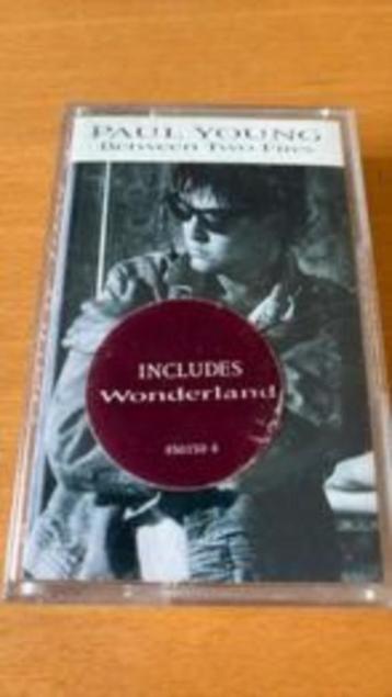 Paul Young muziek cassette between two fires 10 tracks Dolby beschikbaar voor biedingen