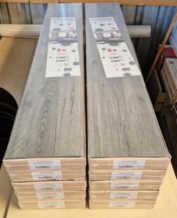 26,9 m2 laminaat Surprise Millenium Oak Grey SP807 beschikbaar voor biedingen