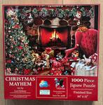 Sunsout puzzel Christmas Mayhem 1000 stukjes, Hobby en Vrije tijd, Denksport en Puzzels, Ophalen of Verzenden, 500 t/m 1500 stukjes